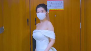 【寸止挑战】身穿洁白婚纱的姐姐要求我射在她的身上,你会答应吗?
